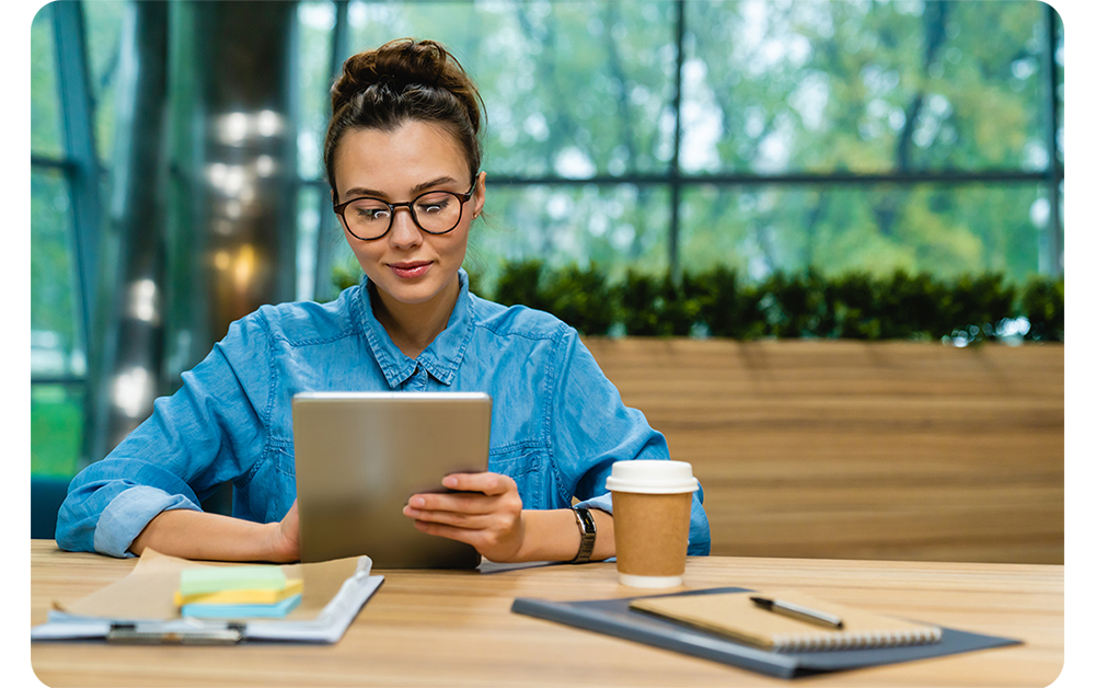 profissional-buscando-oportunidade-job-hunting-horizontti